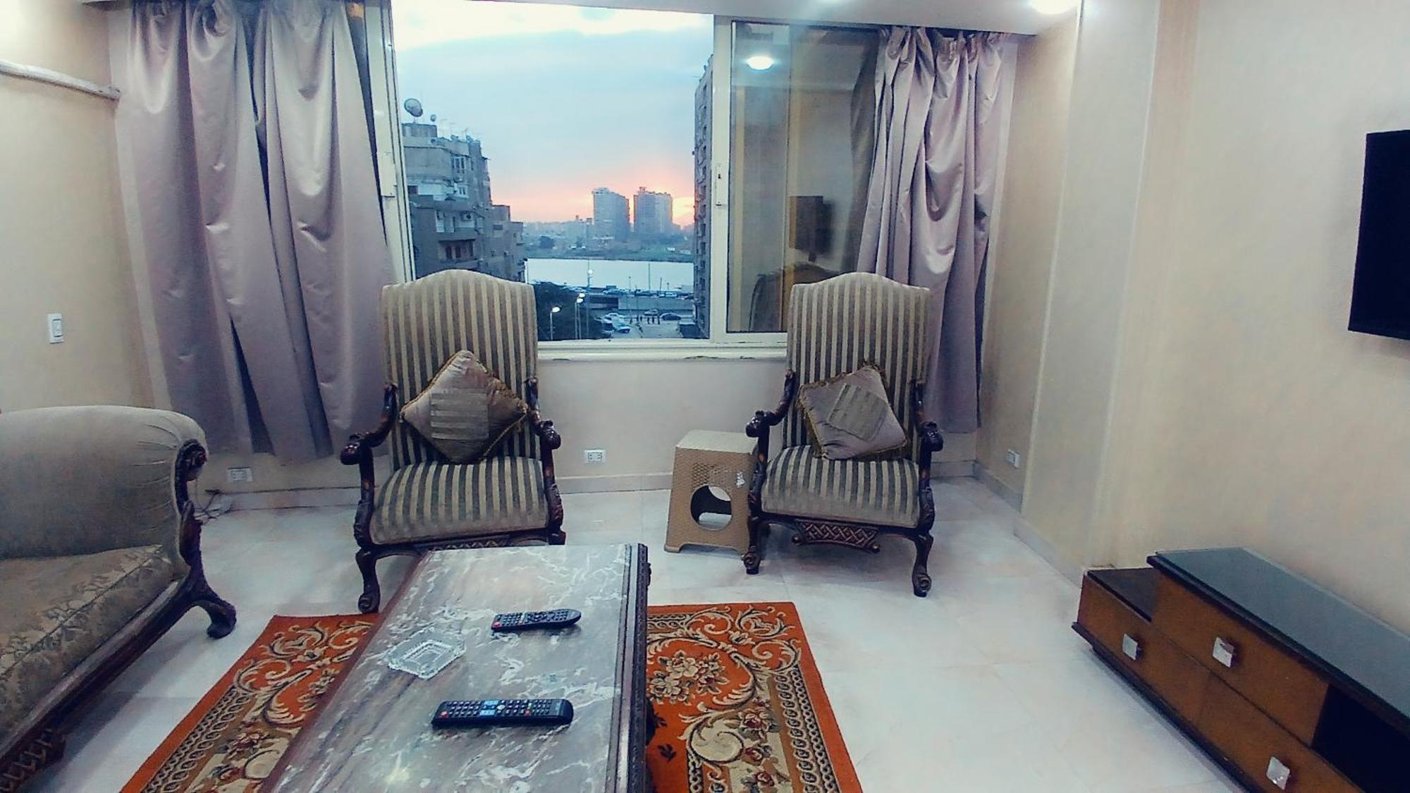 Apartment كورنيش المعادي عند مستشفى السلام الدولي والنيل بدراوي وجنين Cairo
